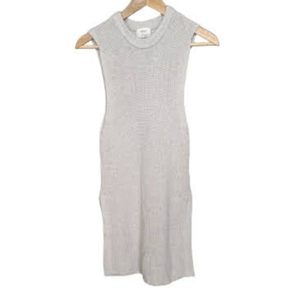 Aritzia Sweaters - Aritzia Wilfred Palmier Merino Wool Sleeveless Tunic Sweater in Heather Birch